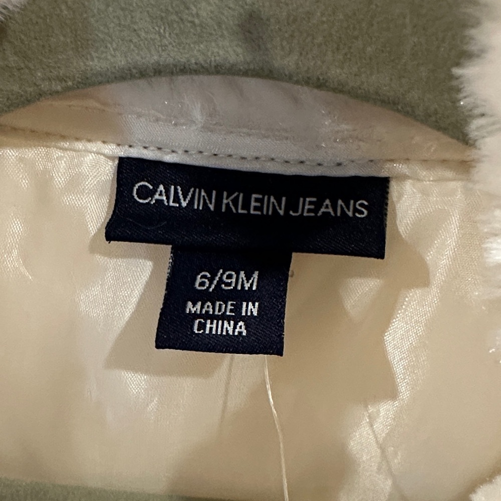 Calvin Klein Kids Cream Textured Puffer Coat - Picture 3 of 7